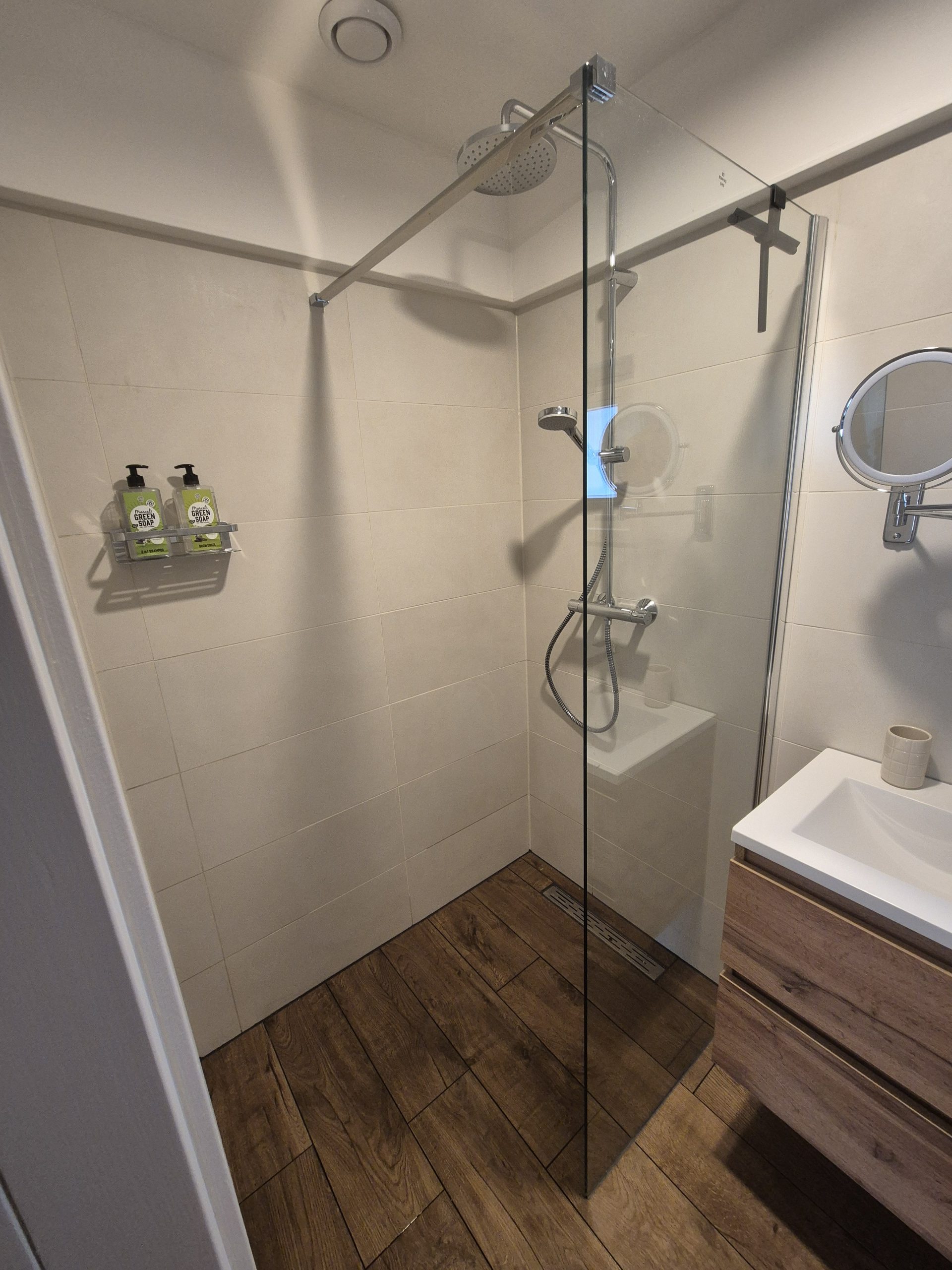 1000042617 Douche Badkamer Tuinhuis B&B Helene Hoeve