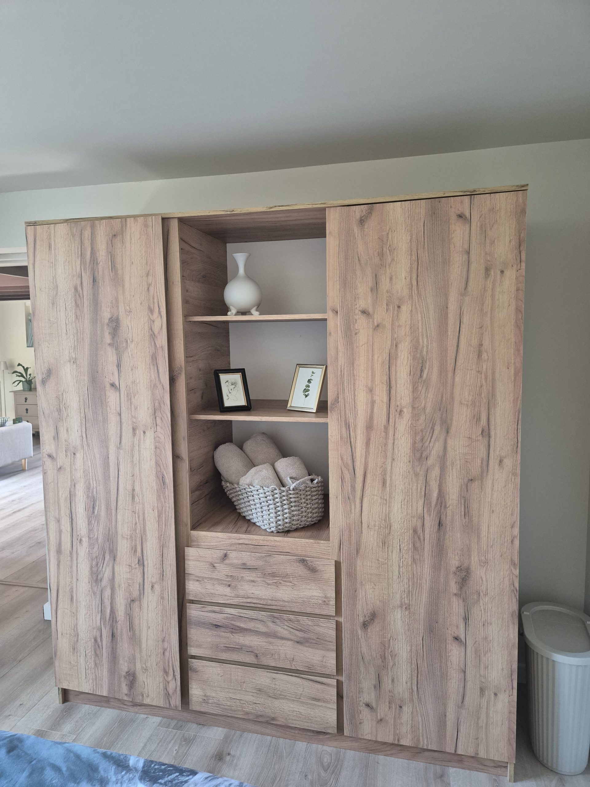 B&B Kleding kast Kleding kast Tuin Huis B&B Helenehoeve